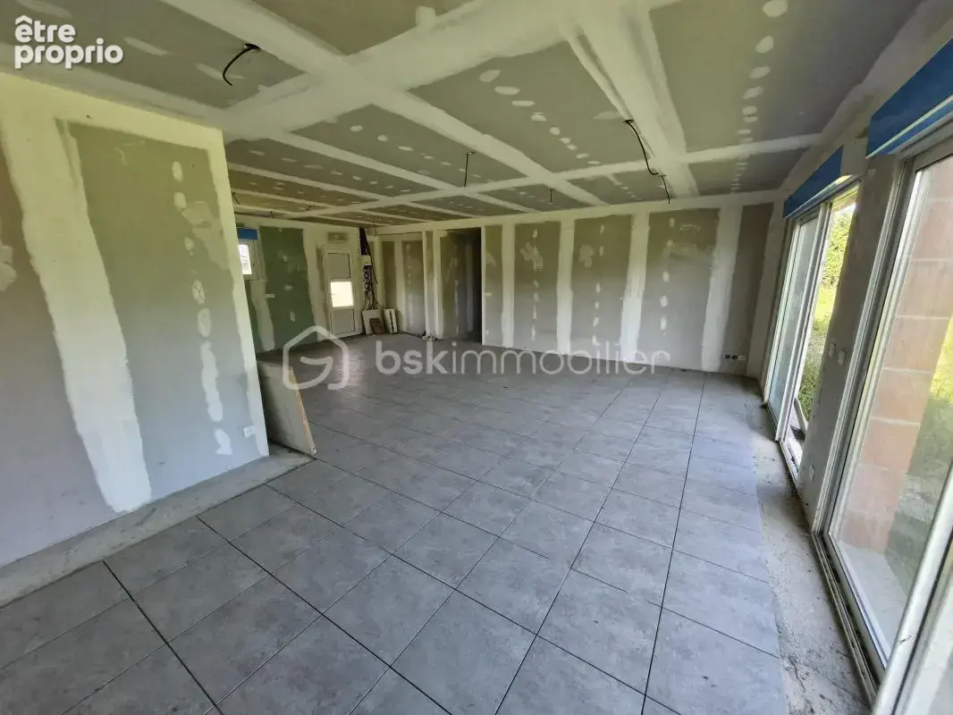 Charmante maison de 100m2 à finir de sublimer sur son terrain de 2135m2 à Menesplet - photo 5