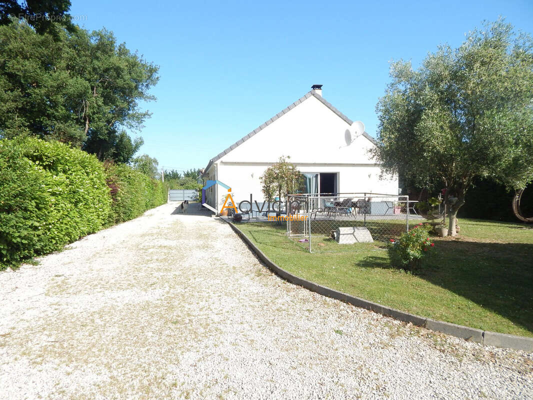 Maison à CEPOY