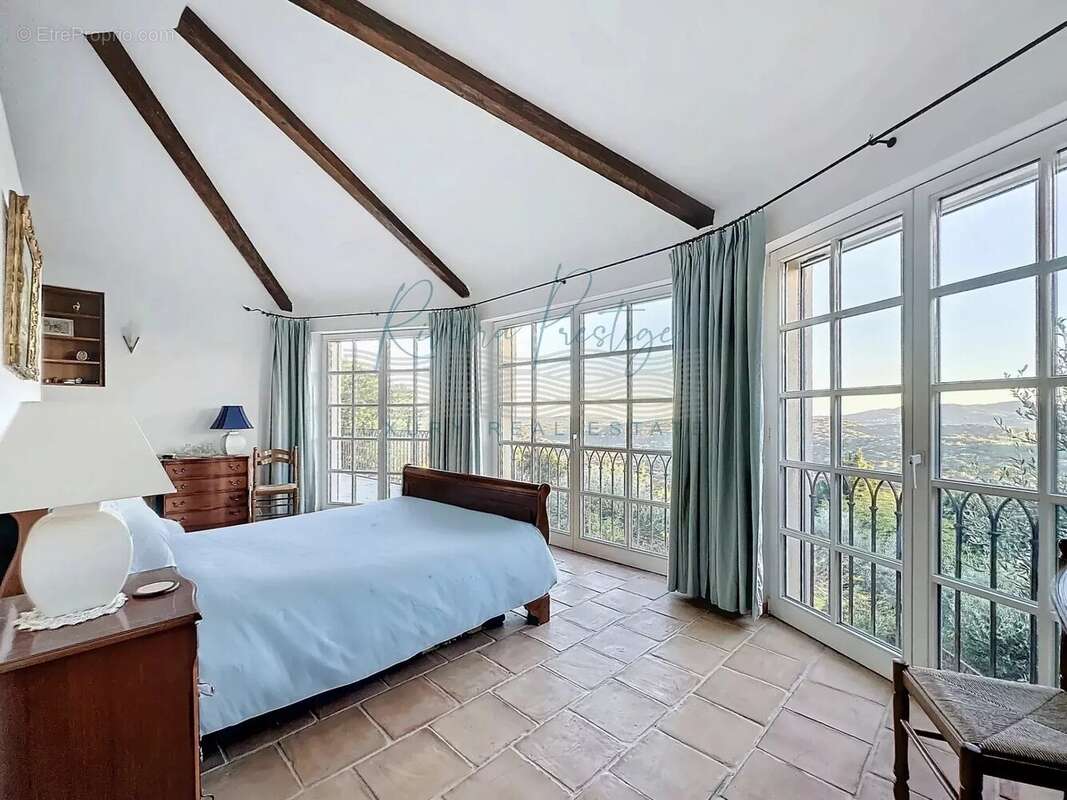 Maison à SPERACEDES