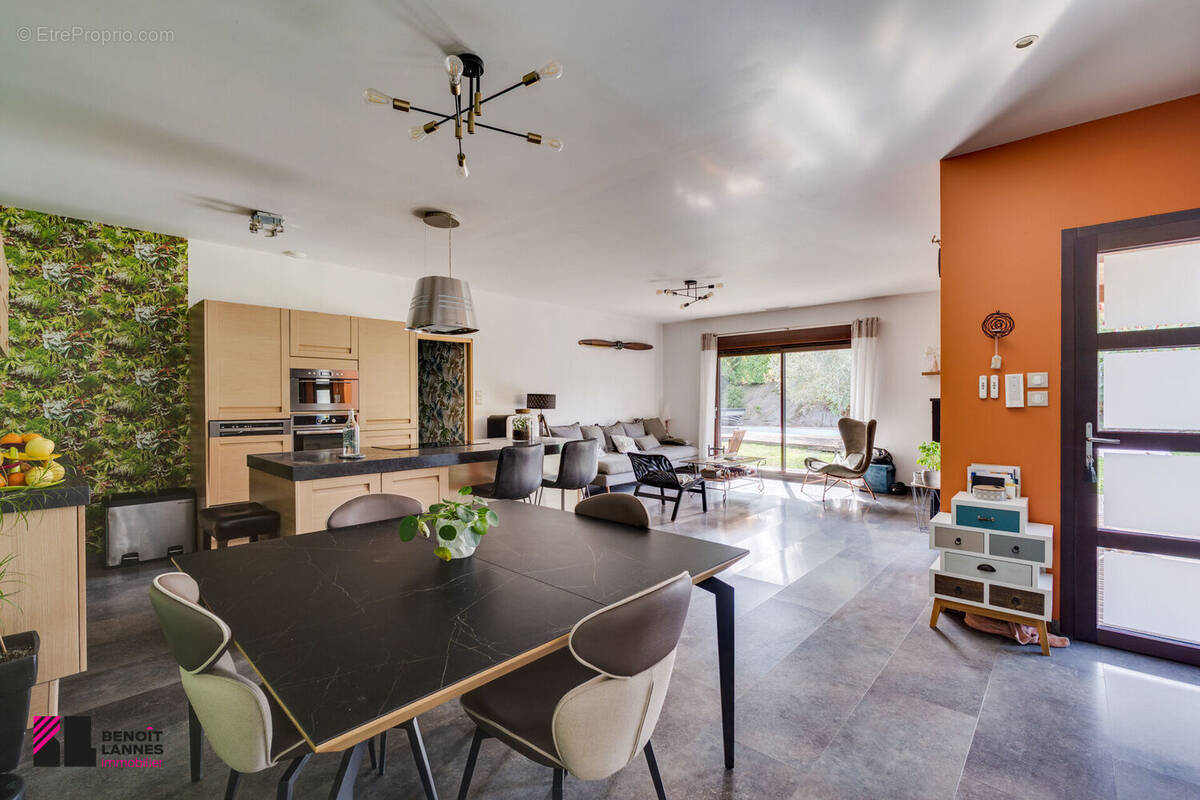 Photo 1 - Maison à LAPEYROUSE-FOSSAT