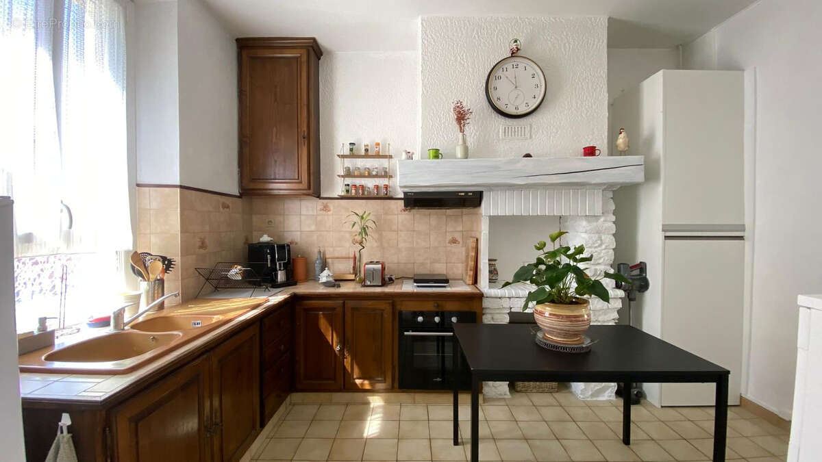 Maison à LEZIGNAN-CORBIERES