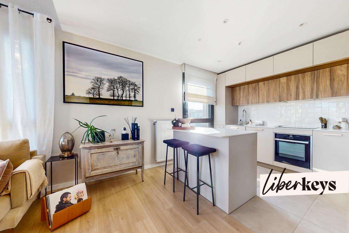 Appartement à ASNIERES-SUR-SEINE