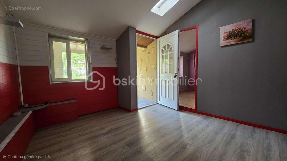 Maison à SAINT-SAUVANT