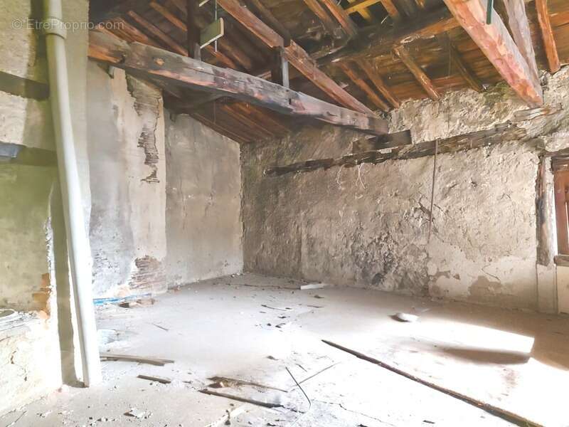 Appartement à THIERS