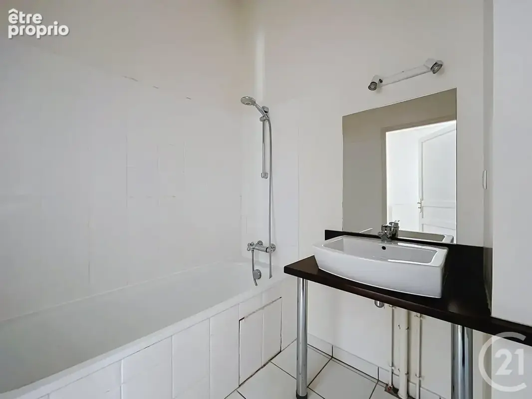 Appartement 4 pièces 93 m² à vendre à Chartres (28000) - photo 13