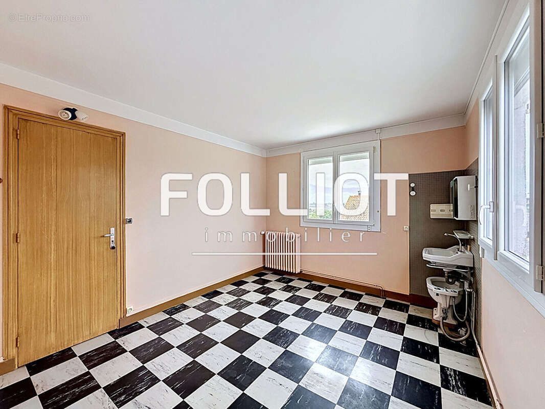 Appartement à SAINT-PAIR-SUR-MER