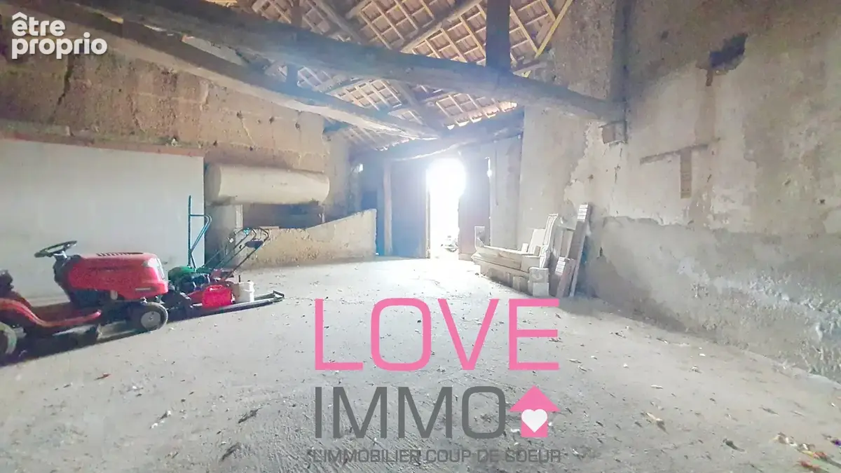 Maison avec de nombreuses dépendances et 18000 m2 de parcelle - photo 14