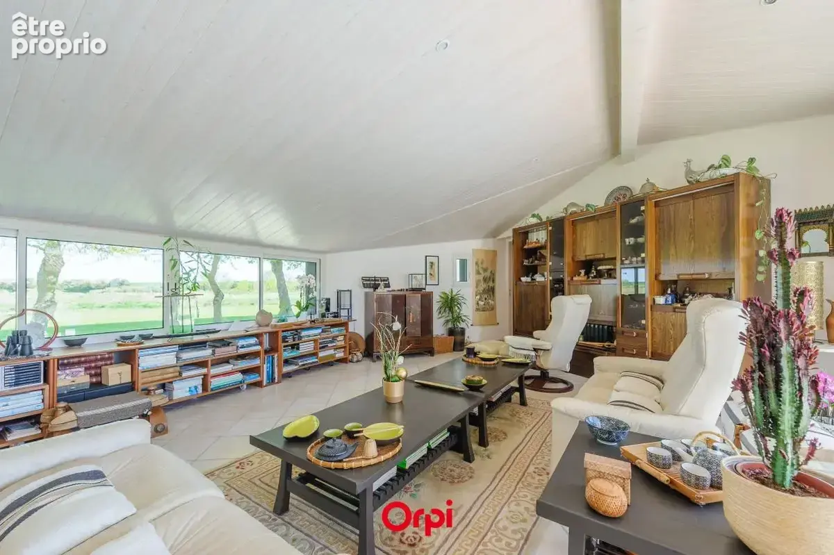Nieul-sur-Mer Propriété d'exception 220 m² de plain pied - photo 4
