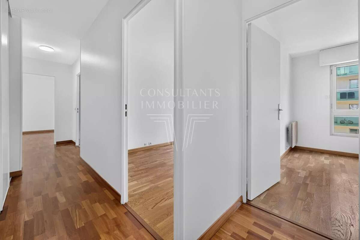 Appartement à LEVALLOIS-PERRET