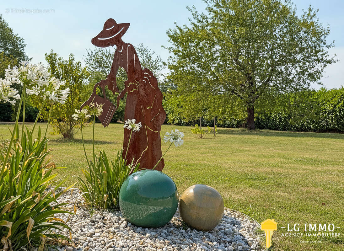 Propriété Charentaise au charme intemporel - photo 5