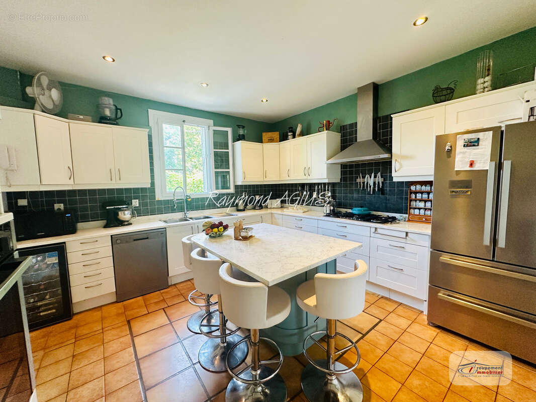 Une Élégante Maison de Maître au Cœur du Vignoble de Dordogne - photo 17