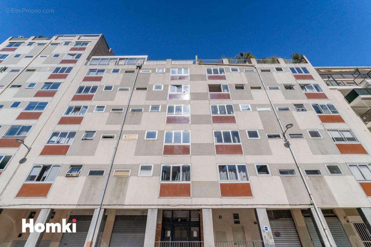 Appartement à MARSEILLE-7E