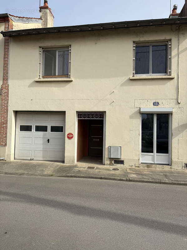 Maison à MOULINS