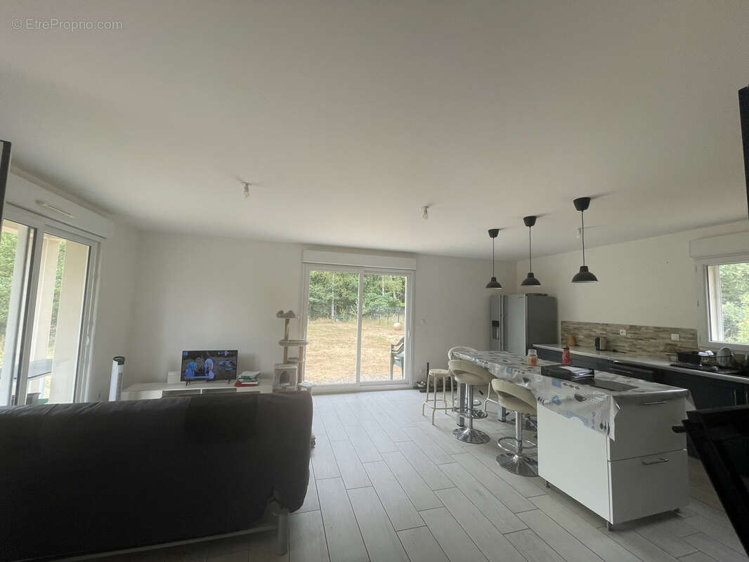 Belle maison de 2021 avec 3 chambres - photo 2