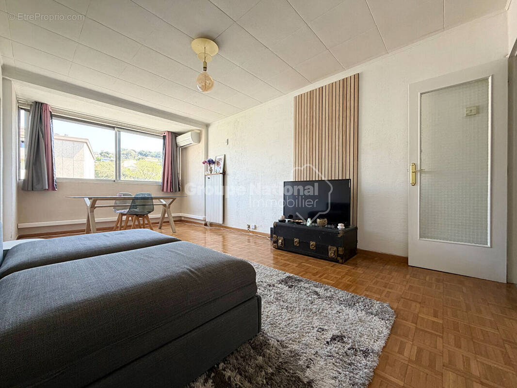 Appartement à MARSEILLE-15E