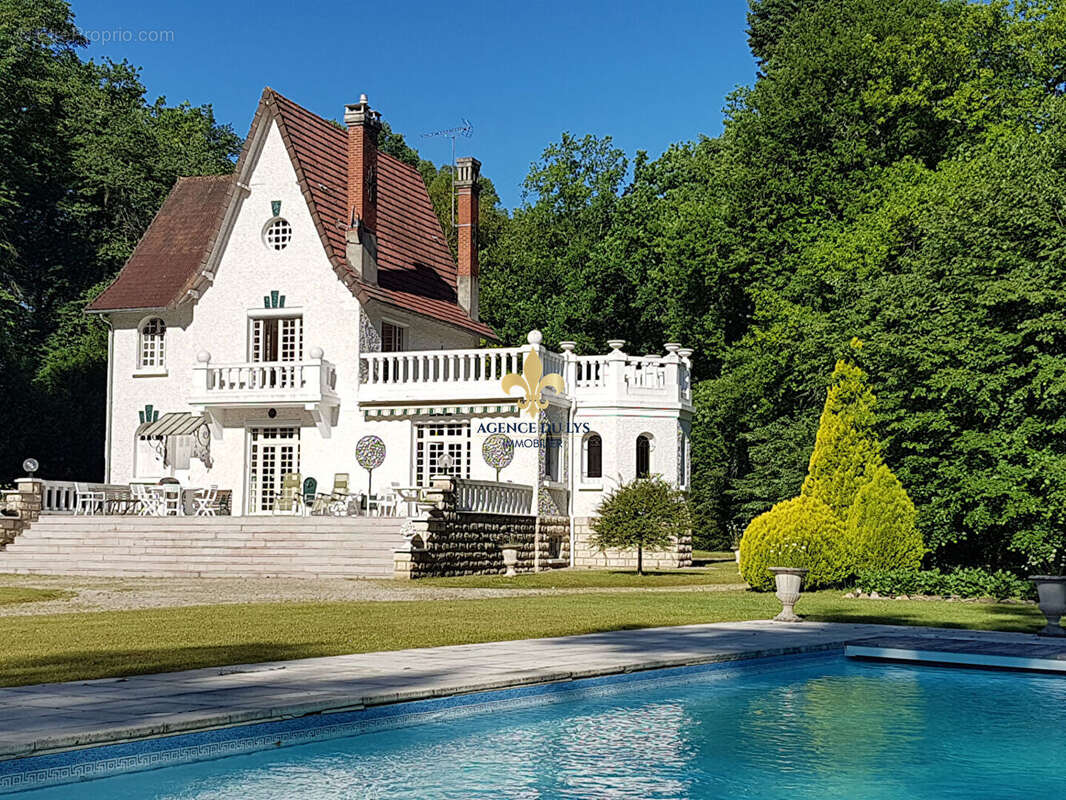 Maison à LAMORLAYE