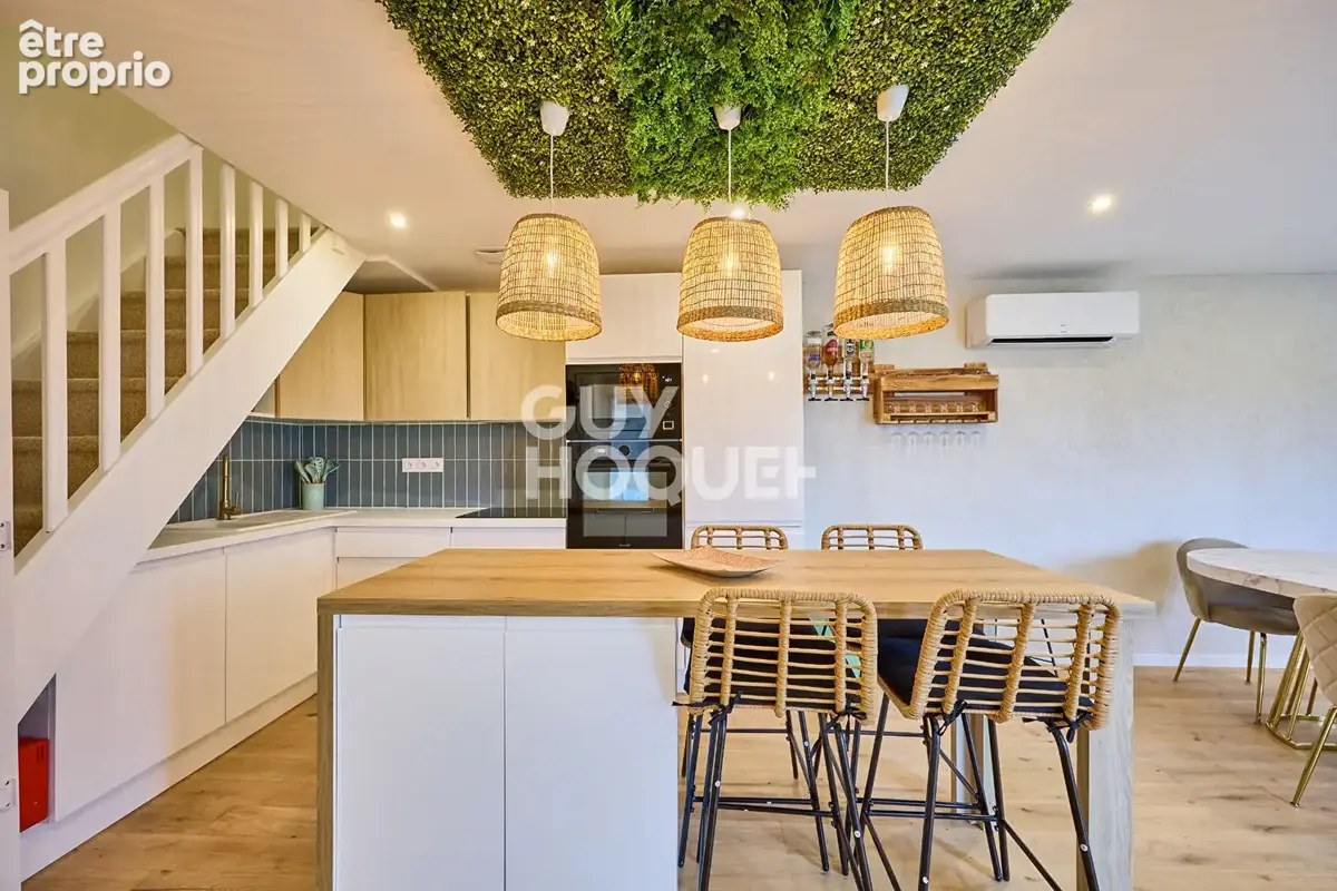 Maison renovee avec terrasse et vue mer proche gare - photo 3