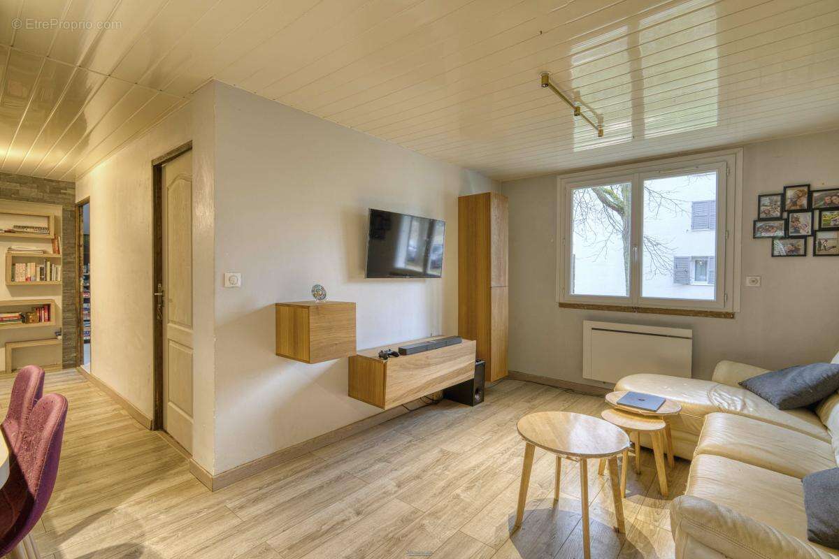 Appartement à LYON-9E