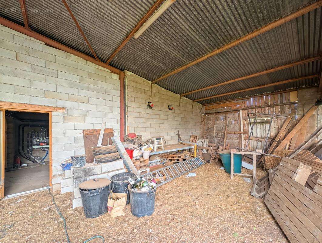 Maison à SAINT-BEAUZELY