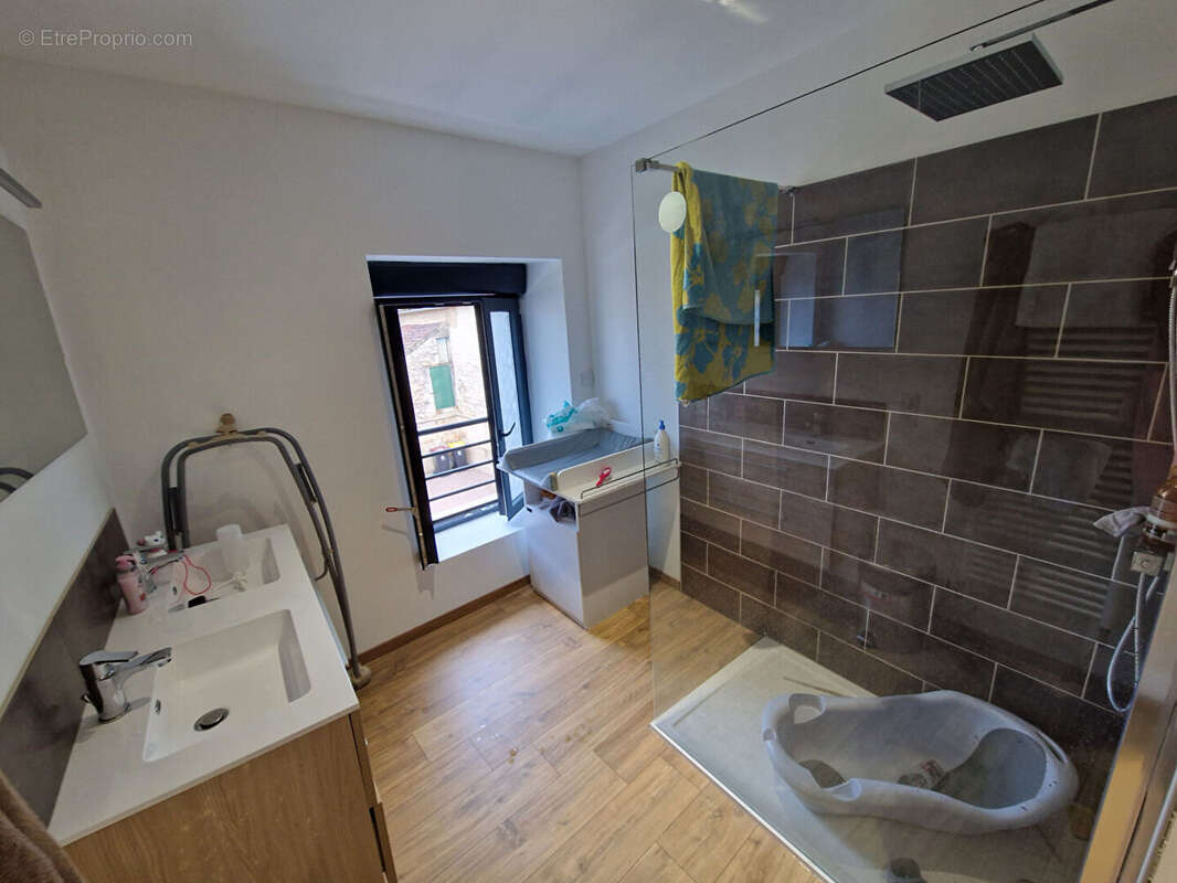 Appartement à VALLAN