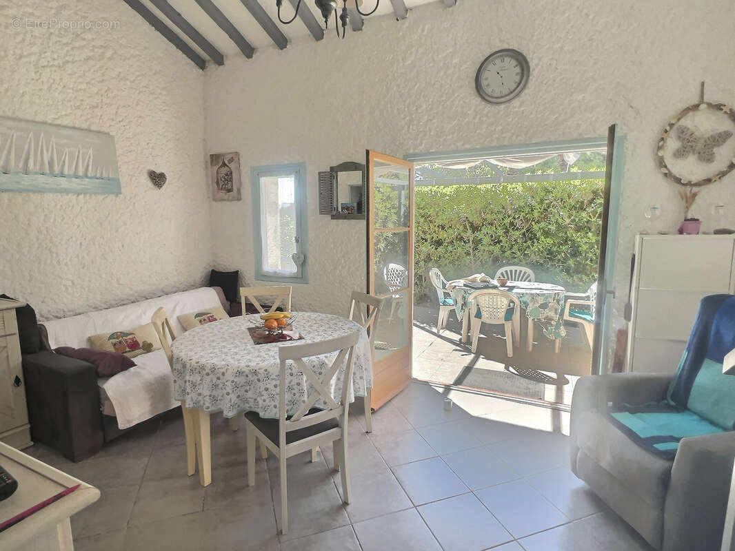 Maison à SAINT-CYPRIEN