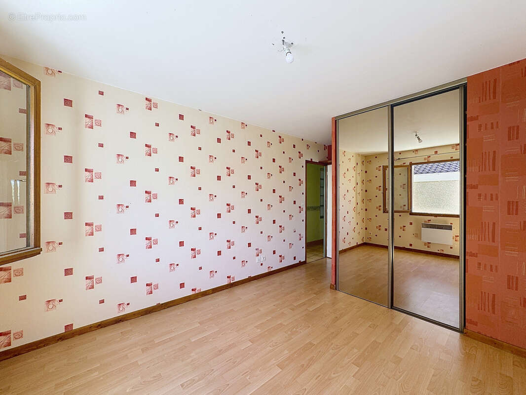 Maison à SAINT-ROMAIN-DE-JALIONAS