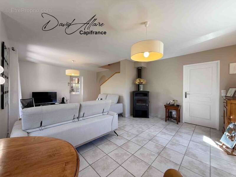 Maison à LA BATIE-NEUVE