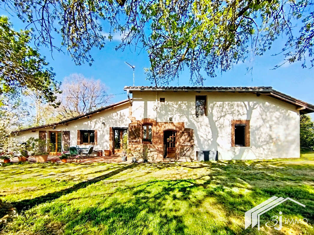 Maison à BRETX