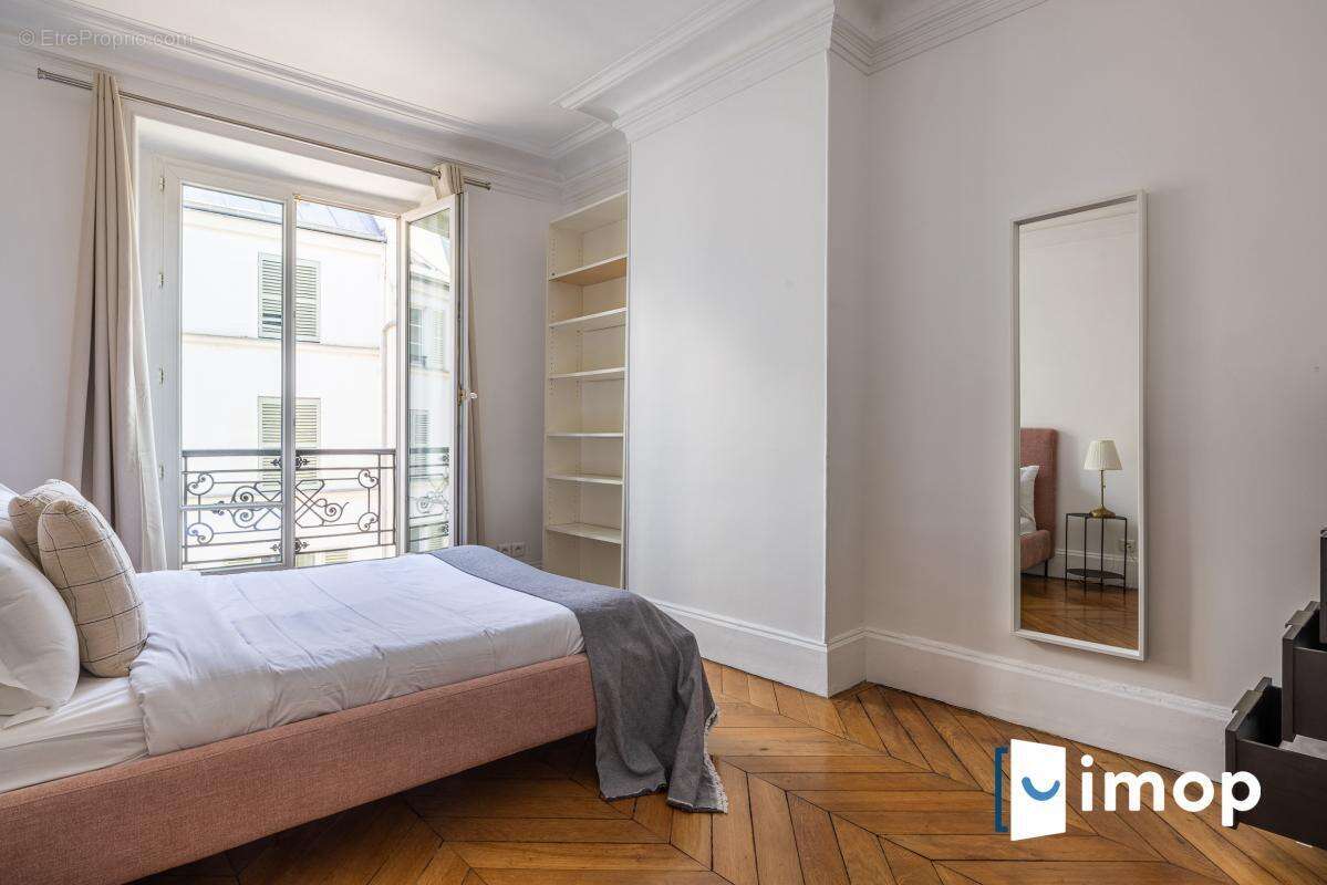 Appartement à PARIS-4E