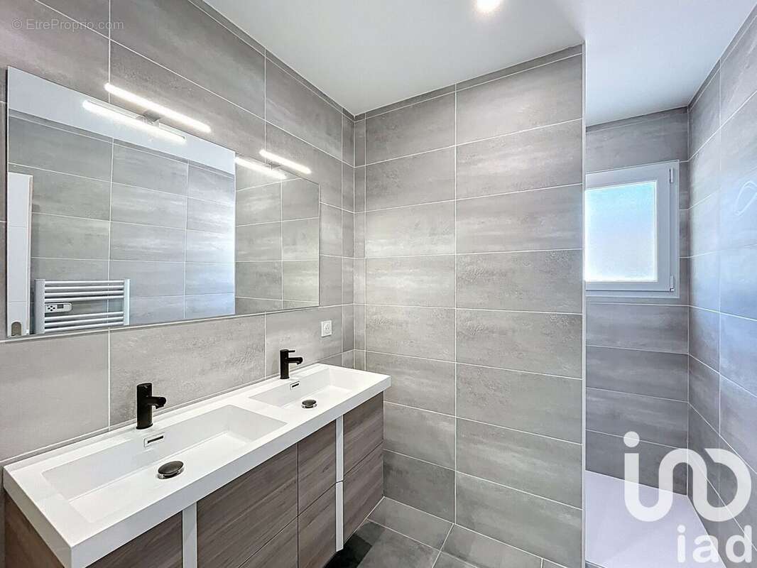 Photo 7 - Maison à POUZOLLES