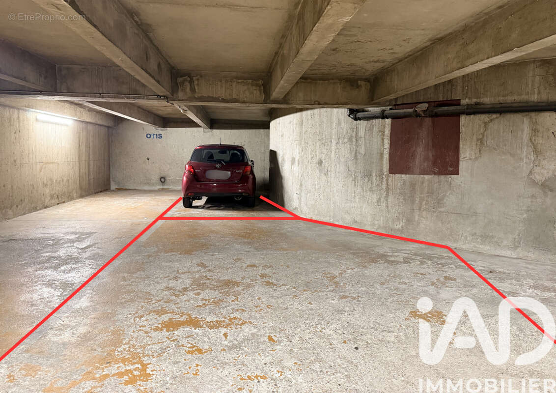 Photo 2 - Parking à PARIS-19E