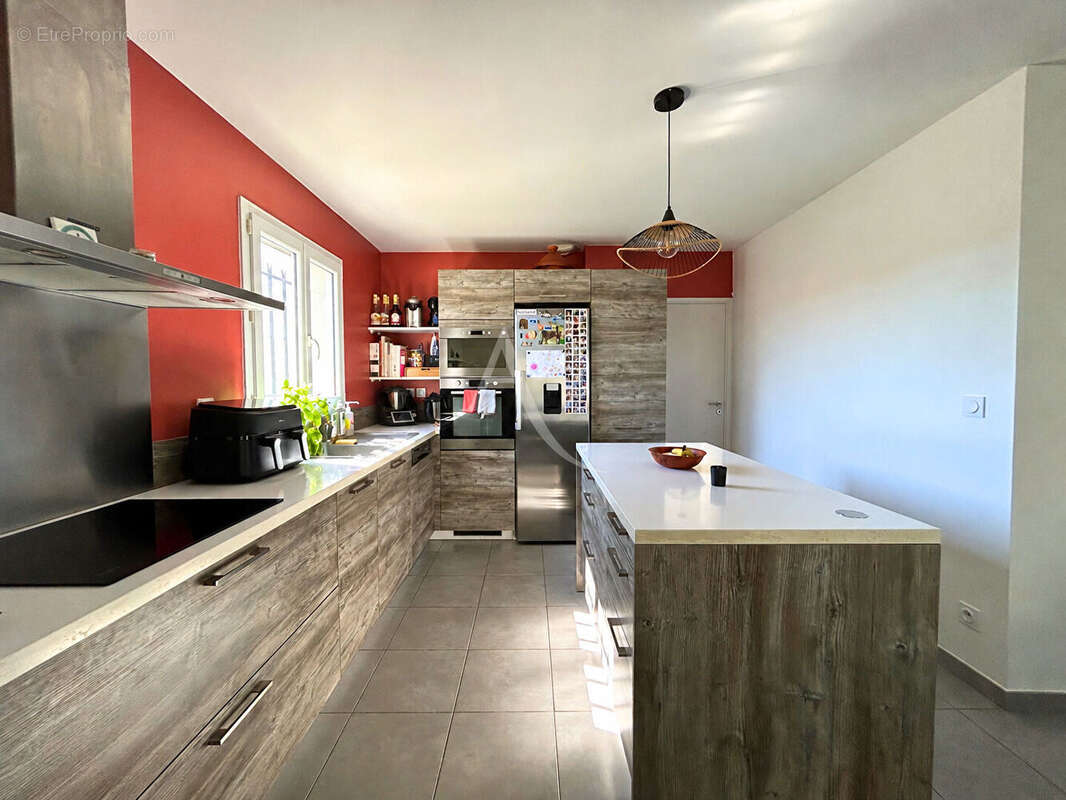 Jolie maison T4 proche du neuf ! - photo 3