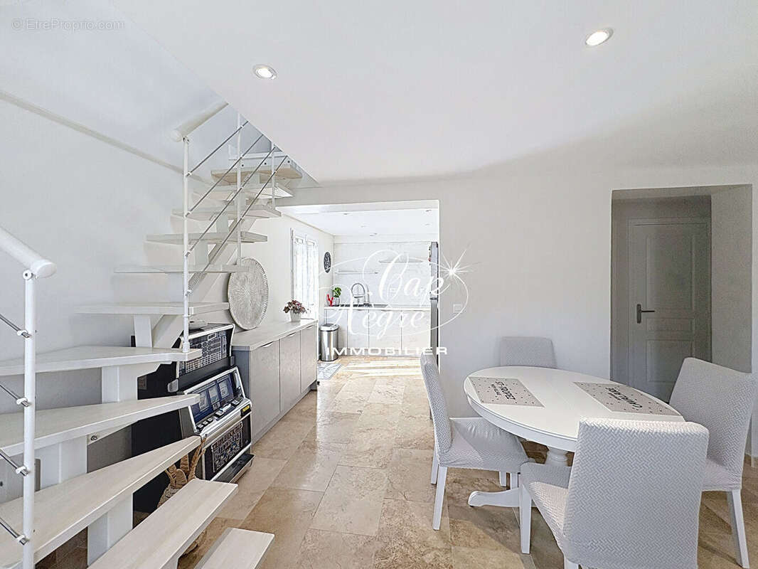 Maison à CAVALAIRE-SUR-MER