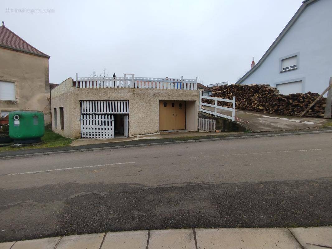 Autre à CHAUX-LES-PORT