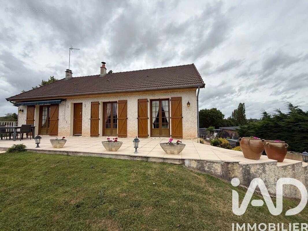 Photo 1 - Maison à TOURY-LURCY