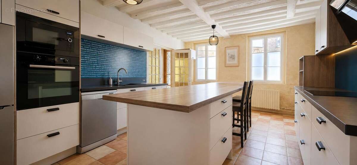 Maison de caractère de 164 m² à vendre ? Centre-ville, quartier recherché - photo 3