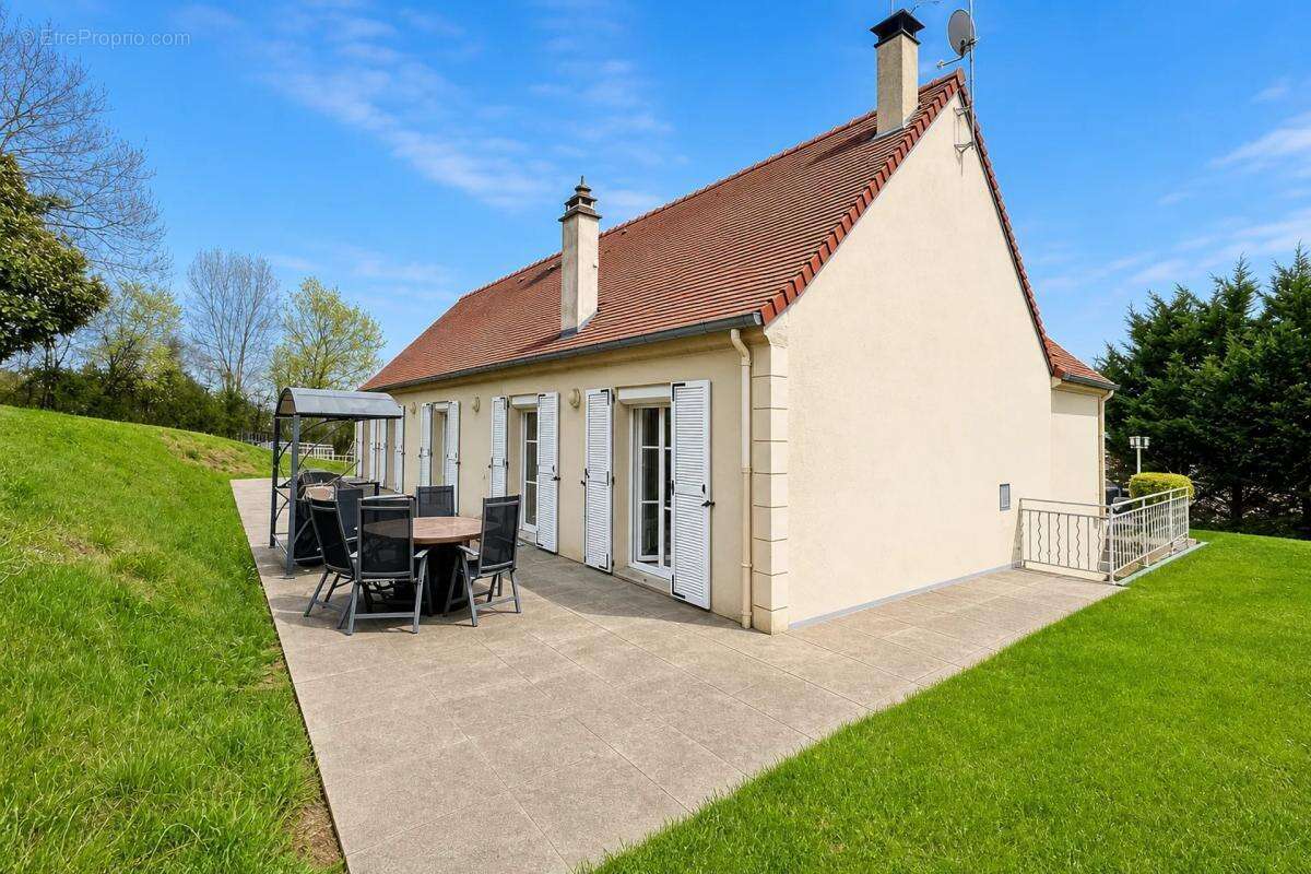 Maison à SOIGNOLLES-EN-BRIE