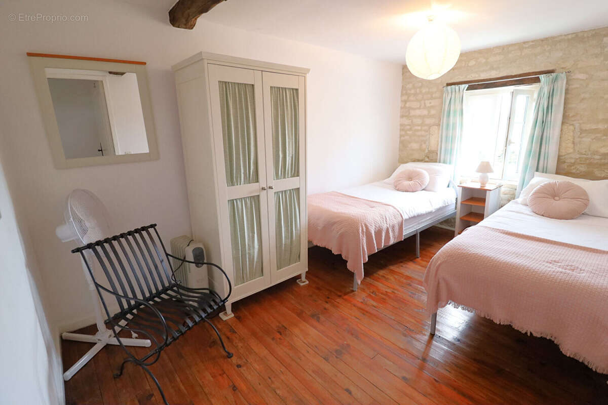 Maison Barbezieres - photo 9