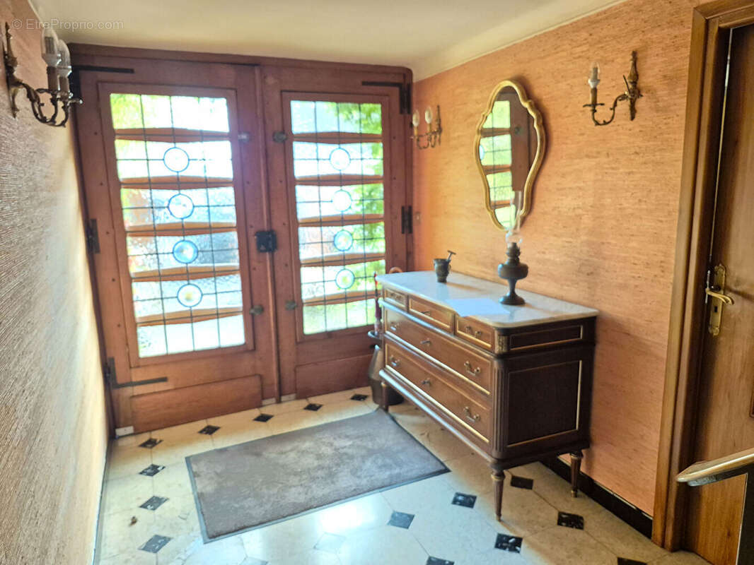 Maison à HALLENNES-LEZ-HAUBOURDIN