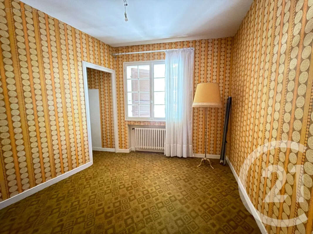 Maison à SATILLIEU