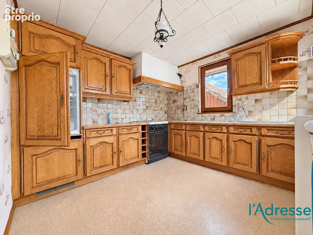 Maison mitoyenne de 91,17 m² avec jardin et dépendance - photo 6