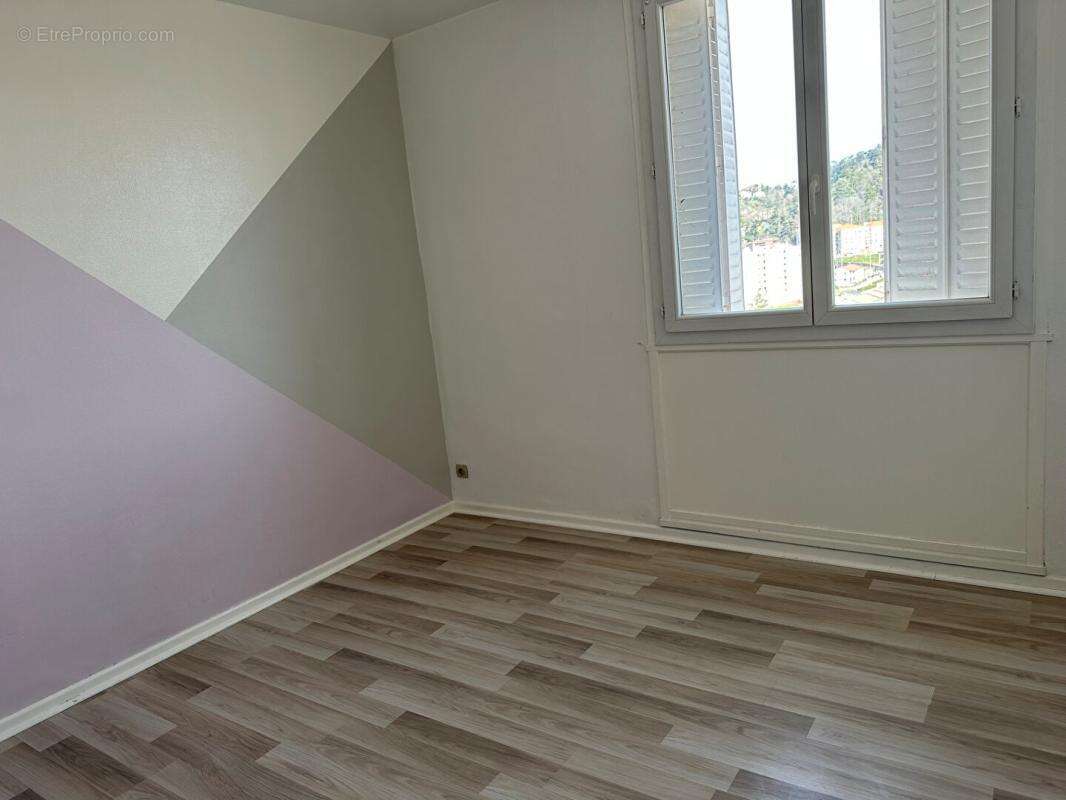 Vienne - Secteur Estressin - T3 avec balcon - photo 3