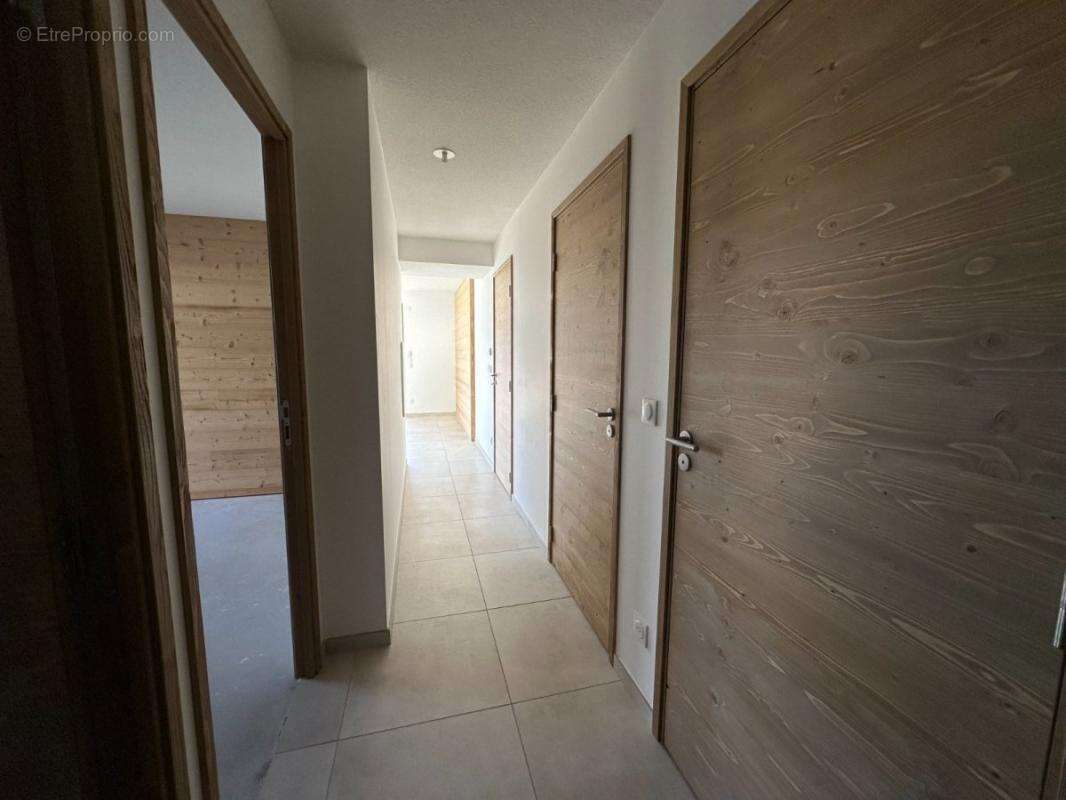 Appartement à SAINT-CHAFFREY