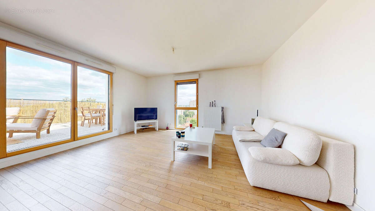 Appartement à THIAIS