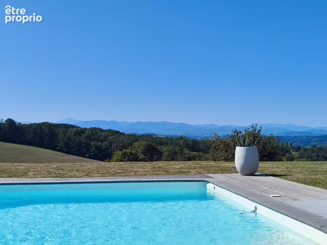 Magnifique maison d'architecte perchée sur les hauteurs face aux Pyrénées - photo 4