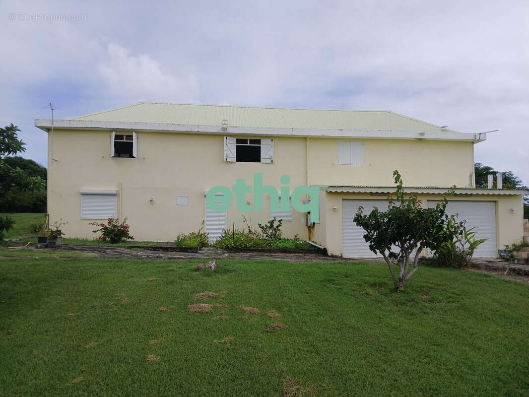 Maison à SAINT-FRANCOIS