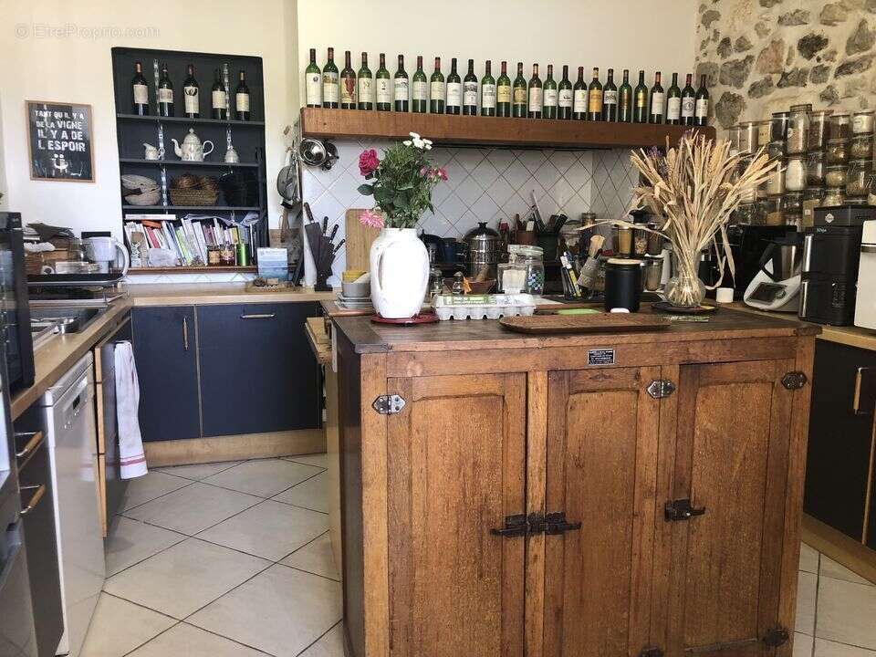 Pauillac Maison en pierre T7--TERRAIN 1847 m2 - Calme- Parfait - Maison à PAUILLAC