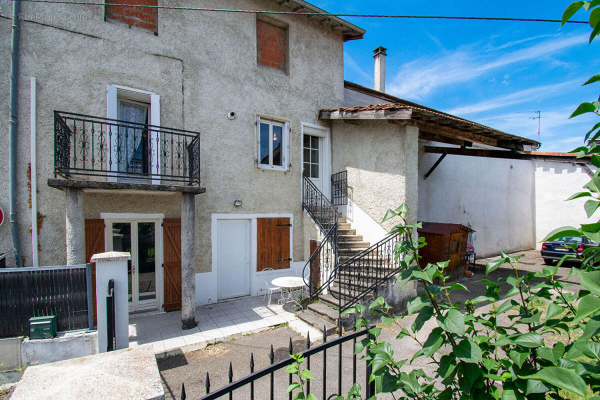 Maison à NIEVROZ