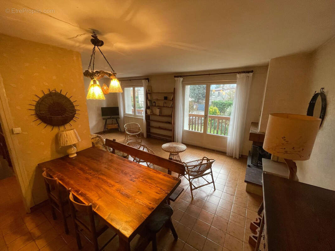 Maison à ECHIROLLES