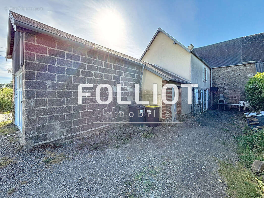 Maison à SAINT-LOUET-SUR-VIRE